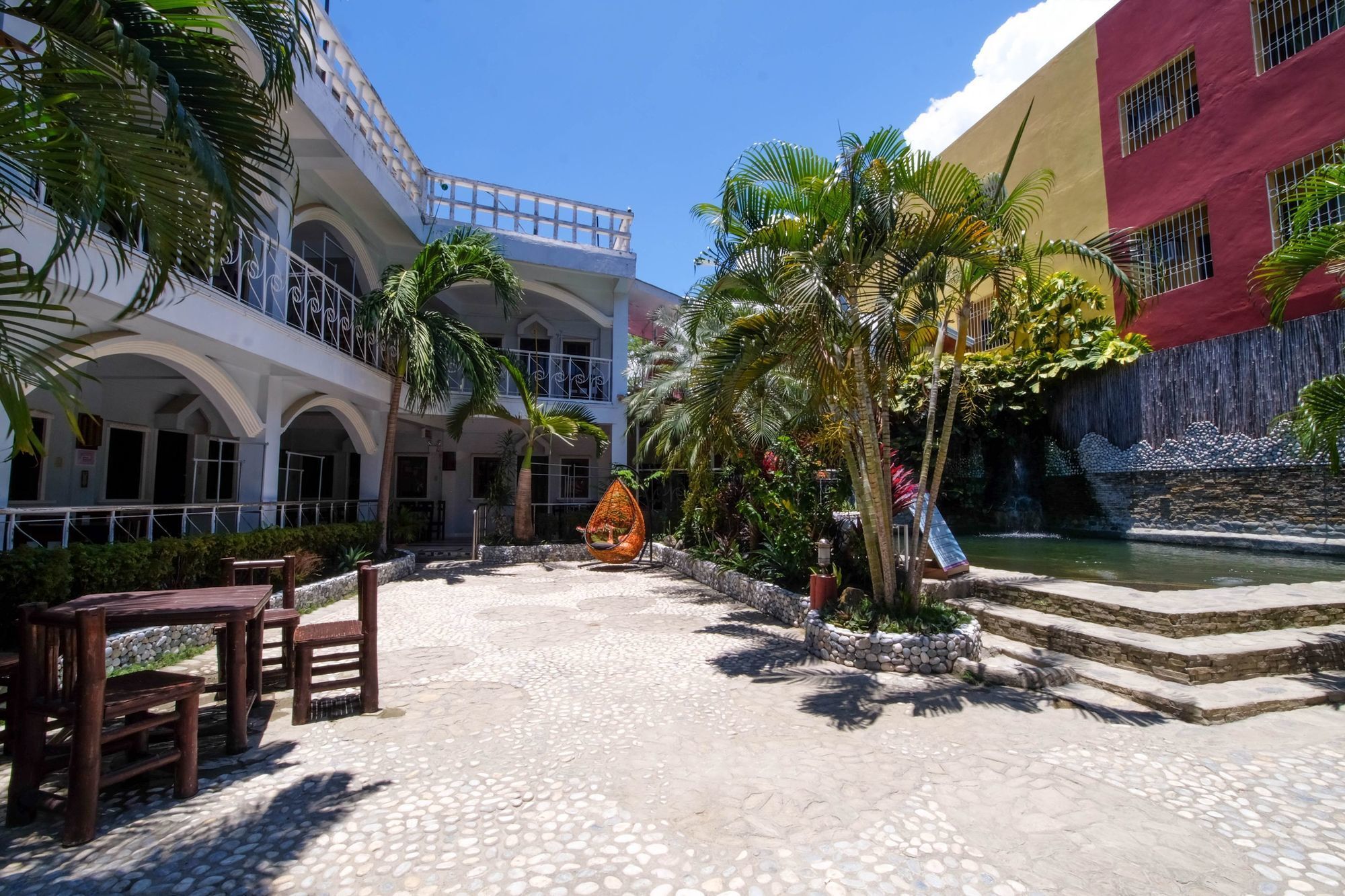 Zen Rooms White Beach Puerto Galera Exterior photo